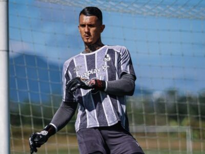 La Piel Vinotinto y Oro se Alista para Desafiar al Tiburón: Duelo de Titanes en el Metropolitano