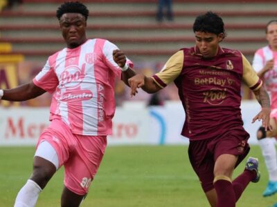 Duro Golpe para el ‘Vinotinto y Oro’: Envigado Descendido le gana 2 a 1 y le amarga la vida